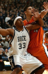 AYX体育-单节爆发力最强的球员表现分析，球员单节最高分