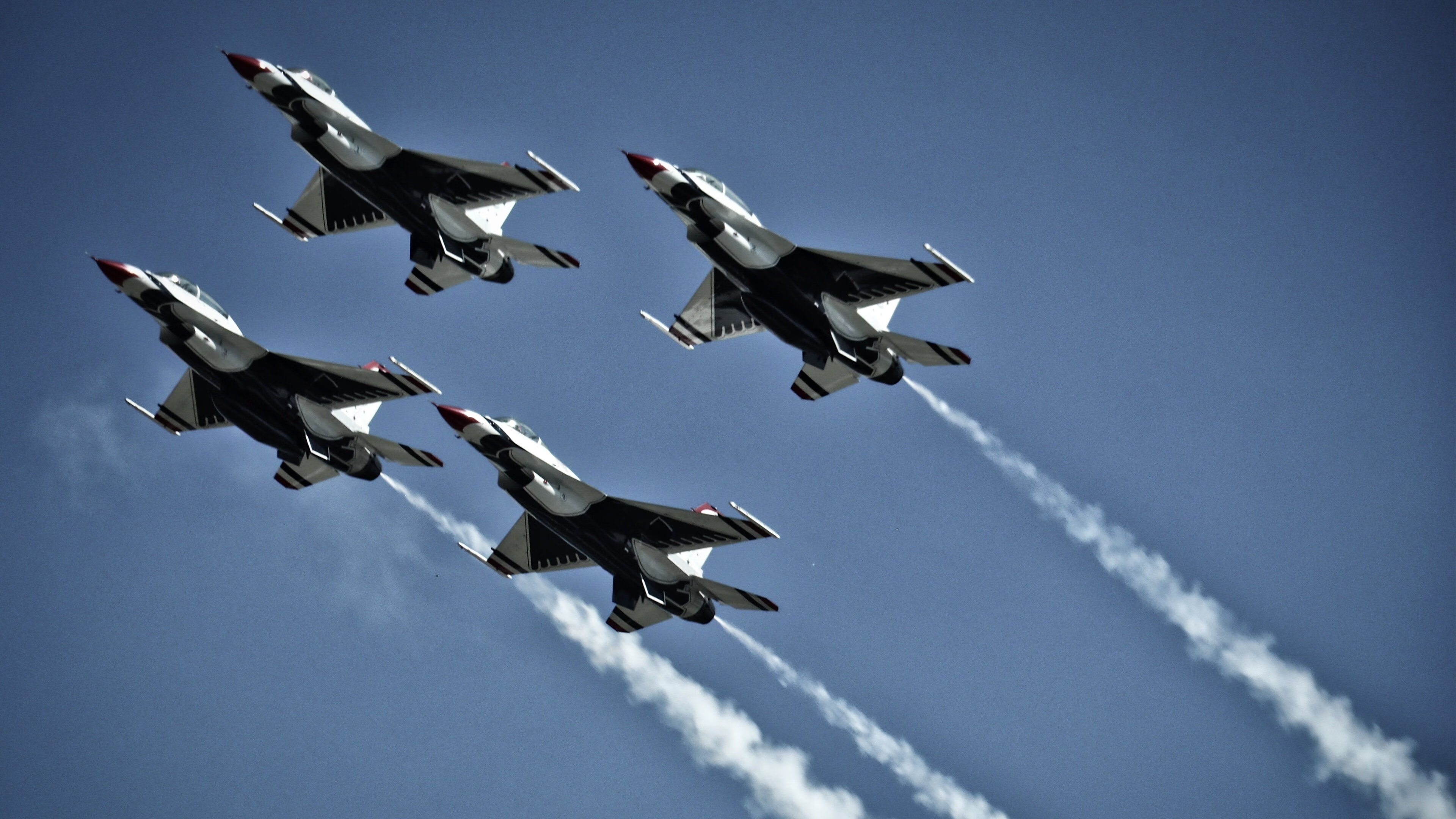 巴西队在美洲杯中夺冠，梅西遗憾落败